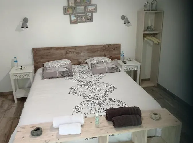 Les Du Pont Des Chèvres Bed & Breakfast 3*